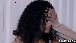 ���ੋਹਣੀ ਕੁੜੀ ਤਿੱਕੜੀ Scarlit ਘੋਟਾਲੇ ਅਜਿਨਕਿਆ ਦੌਰਾਨ ਤਾਲਾਬੰਦ