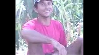 Подруги әріптестер көрсетеді Дик жұмыс үзіліс кезінде