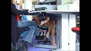 Sincero biblioteca upskirt