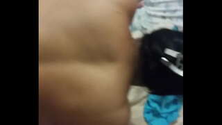 ���ன் பணக்கார மனைவி நாய் பாணி