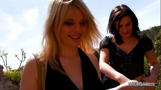 ���ត្វលាដើម្បីឱ្យមាត់នៅក្នុងក្រៅជាសាធារណៈរួមភេទ។។។និងការ Cumshot