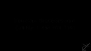 Нозете му се Поклонуваат JOI