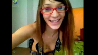 Geek Adolescent Titille sur la Cam et devient bizarre