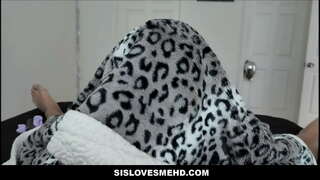 Luštna Mlada Blondinka Teen Stepsister Halloween Fuck Za Stepbro POV