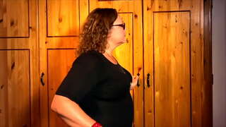 Эйприл Госпожа - туалетыш кӱл дисциплинирование да туныктымаш